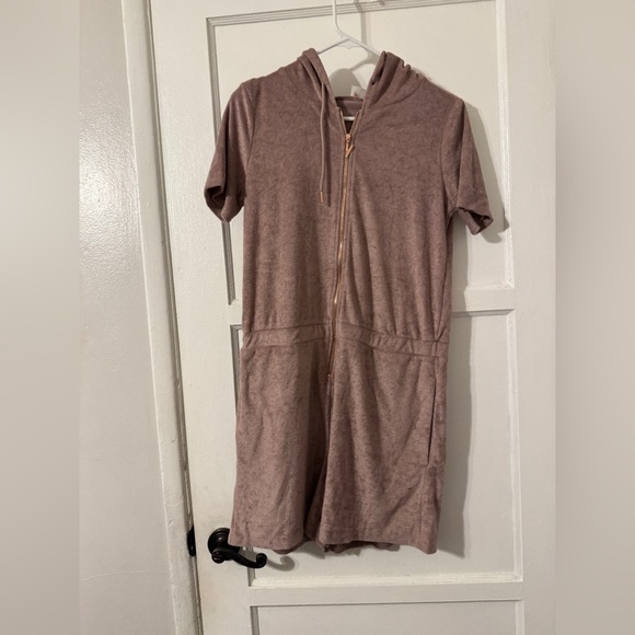 Fabletics Terry Short Onesie Sz Large - Picture 3 of 8
